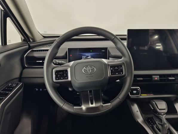 Toyota RAV4 VI (XA60) с пробегом 2026 года, цена 4 990 000 рублей, 42 км, внедорожник, Автокод Объявления