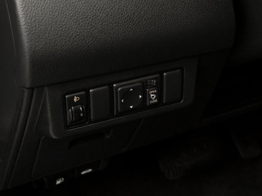 Nissan Tiida I Рестайлинг Москва  - изображение 14