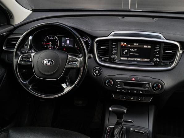 Kia Sorento III Prime Рестайлинг с пробегом 2019 года, цена 3 350 000 рублей, 57714 км, внедорожник, Автокод Объявления