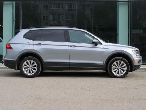Volkswagen Tiguan II с пробегом 2019 года, цена 2 360 000 рублей, 116500 км, внедорожник, Автокод Объявления