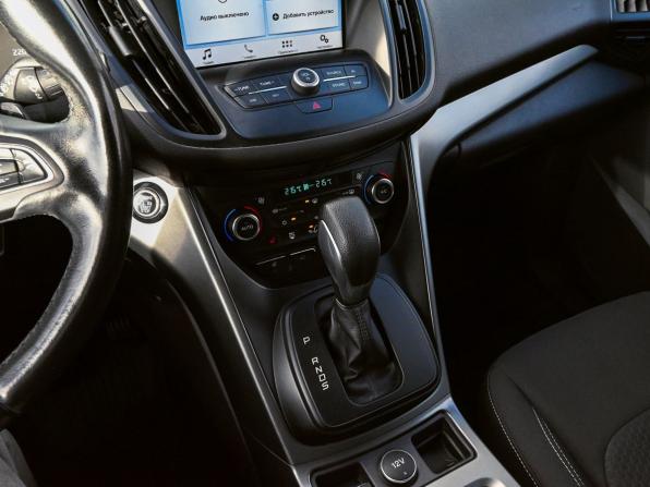 Ford Kuga II Рестайлинг с пробегом 2017 года, цена 1 439 000 рублей, 193750 км, внедорожник, Автокод Объявления