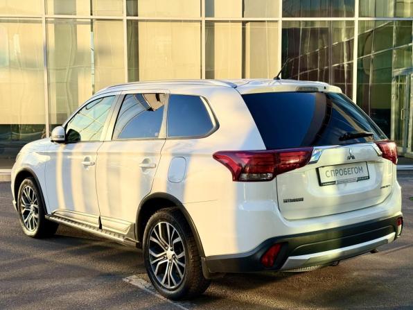 Mitsubishi Outlander III Рестайлинг 2 с пробегом 2015 года, цена 1 765 000 рублей, 125879 км, внедорожник, Автокод Объявления