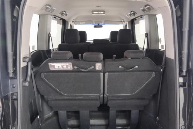 Honda Stepwgn V с пробегом 2015 года, цена 1 559 000 рублей, 211000 км, минивэн, Автокод Объявления