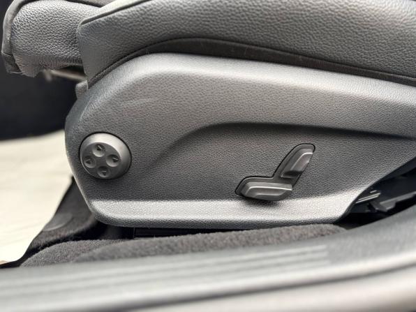 Mercedes-Benz E-Класс V (W213 S213 C238) с пробегом 2018 года, цена 2 695 000 рублей, 167000 км, седан, Автокод Объявления