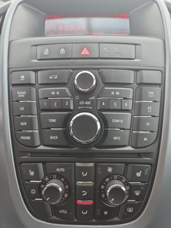 Opel Astra J Рестайлинг с пробегом 2012 года, цена 830 000 рублей, 109343 км, седан, Автокод Объявления