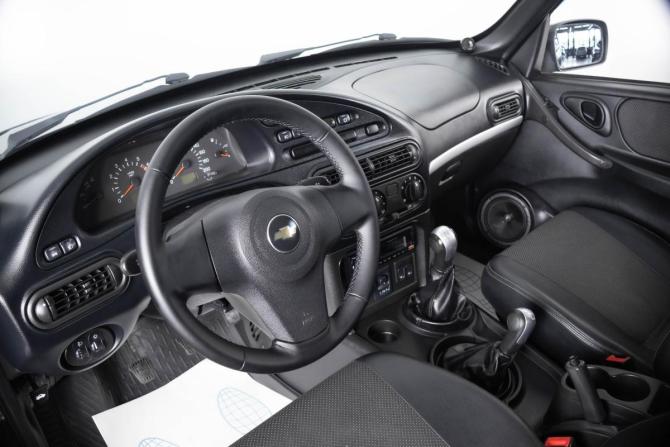 Chevrolet Niva I Рестайлинг с пробегом 2012 года, цена 499 000 рублей, 109727 км, внедорожник, Автокод Объявления
