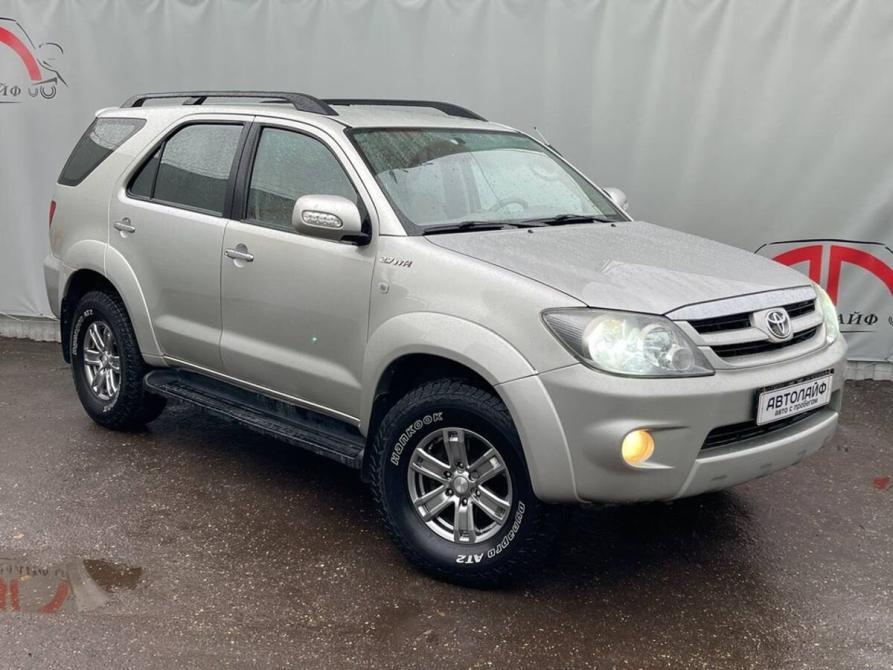 Toyota Fortuner I Рестайлинг Ярославль  - изображение 1