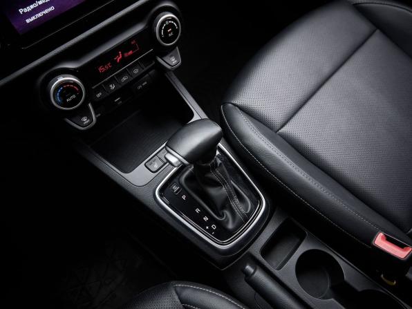 Kia Rio IV Рестайлинг с пробегом 2021 года, цена 1 720 000 рублей, 68205 км, хэтчбек, Автокод Объявления