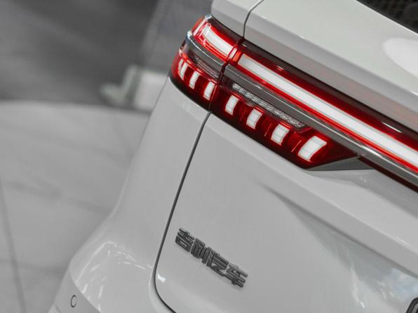 Geely Monjaro I с пробегом 2023 года, цена 3 049 000 рублей, 51400 км, внедорожник, Автокод Объявления