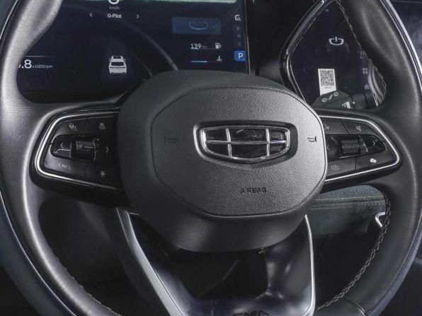 Geely Monjaro I с пробегом 2023 года, цена 3 150 000 рублей, 32741 км, внедорожник, Автокод Объявления