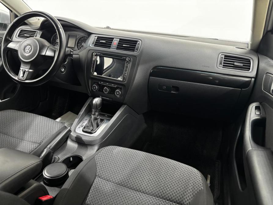 Volkswagen Jetta VI Альметьевск  - изображение 15