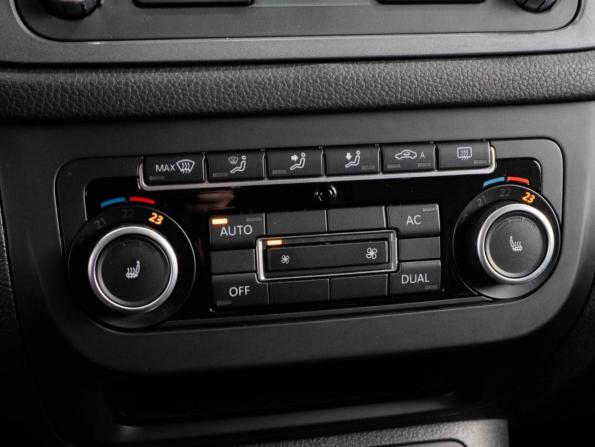 Volkswagen Tiguan I Рестайлинг с пробегом 2011 года, цена 1 299 000 рублей, 135387 км, внедорожник, Автокод Объявления