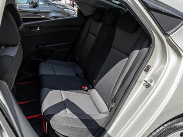 Hyundai Solaris II с пробегом 2018 года, цена 1 490 000 рублей, 100902 км, седан, Автокод Объявления