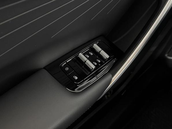 Geely Atlas II с пробегом 2024 года, цена 2 745 200 рублей, 35049 км, внедорожник, Автокод Объявления