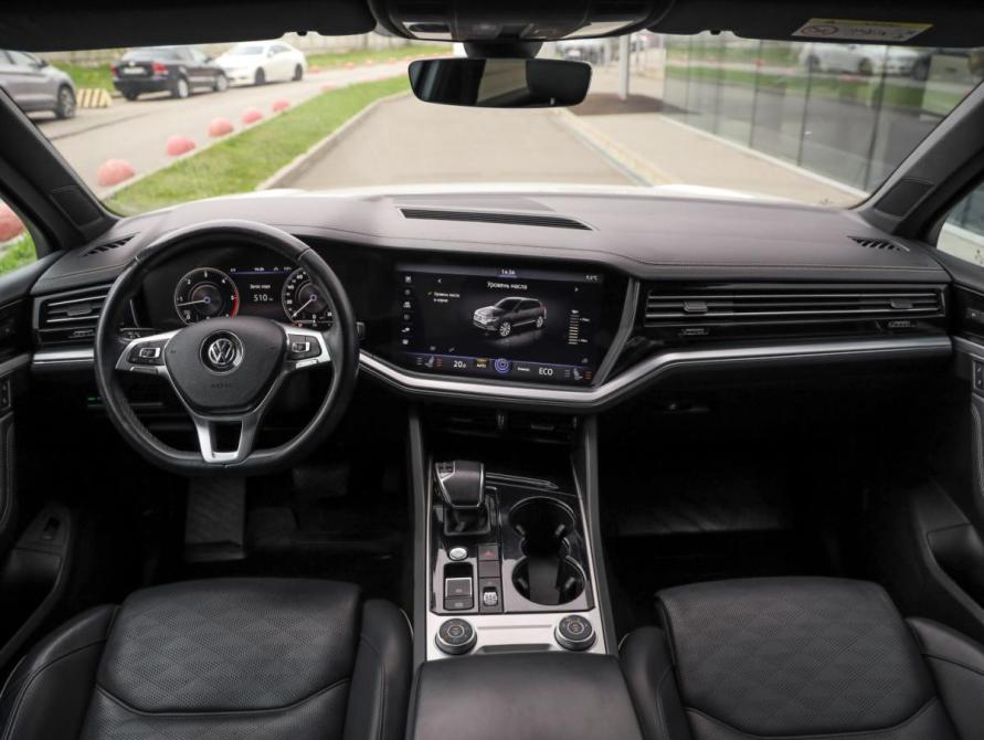 Volkswagen Touareg III Санкт-Петербург  - изображение 11
