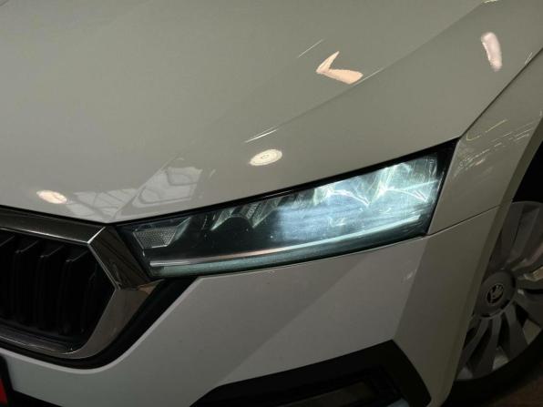 Skoda Octavia IV (A8) с пробегом 2021 года, цена 2 250 000 рублей, 126990 км, лифтбек, Автокод Объявления