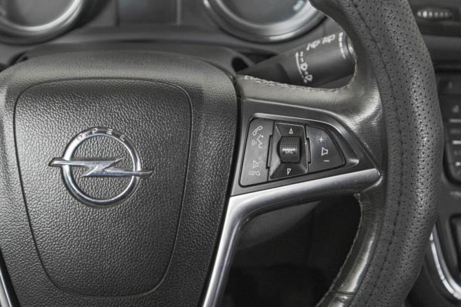 Opel Mokka I с пробегом 2014 года, цена 1 199 000 рублей, 159000 км, внедорожник, Автокод Объявления
