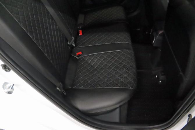 Kia Rio IV с пробегом 2018 года, цена 1 295 650 рублей, 105107 км, хэтчбек, Автокод Объявления