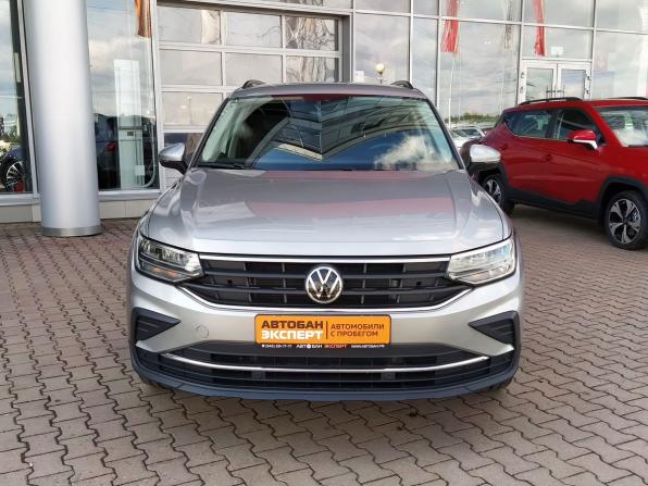 Volkswagen Tiguan II Рестайлинг с пробегом 2021 года, цена 3 550 000 рублей, 53262 км, внедорожник, Автокод Объявления