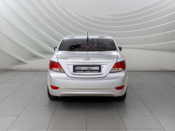 Hyundai Solaris I с пробегом 2014 года, цена 578 000 рублей, 200616 км, седан, Автокод Объявления