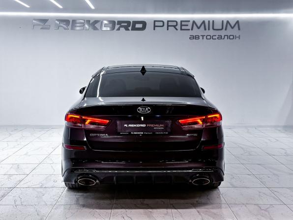 Kia Optima IV Рестайлинг с пробегом 2018 года, цена 2 475 000 рублей, 69446 км, седан, Автокод Объявления