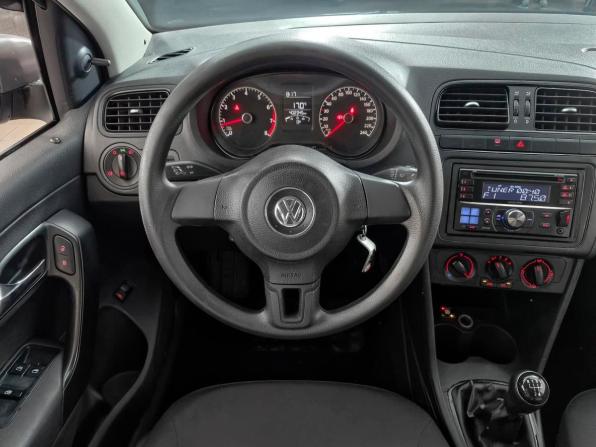 Volkswagen Polo V с пробегом 2014 года, цена 682 800 рублей, 402345 км, седан, Автокод Объявления