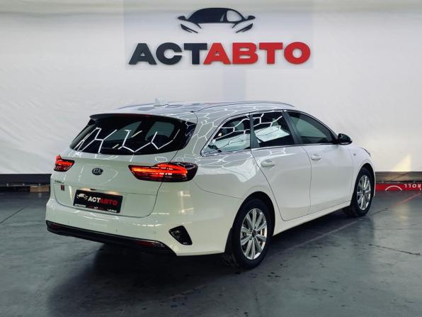 Kia Ceed III с пробегом 2018 года, цена 1 800 000 рублей, 130722 км, универсал, Автокод Объявления