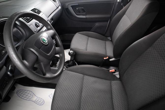 Skoda Fabia II Рестайлинг с пробегом 2013 года, цена 379 000 рублей, 123000 км, хэтчбек, Автокод Объявления