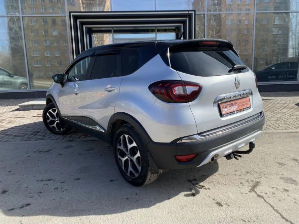 Renault Kaptur I с пробегом 2016 года, цена 1 265 000 рублей, 111183 км, внедорожник, Автокод Объявления