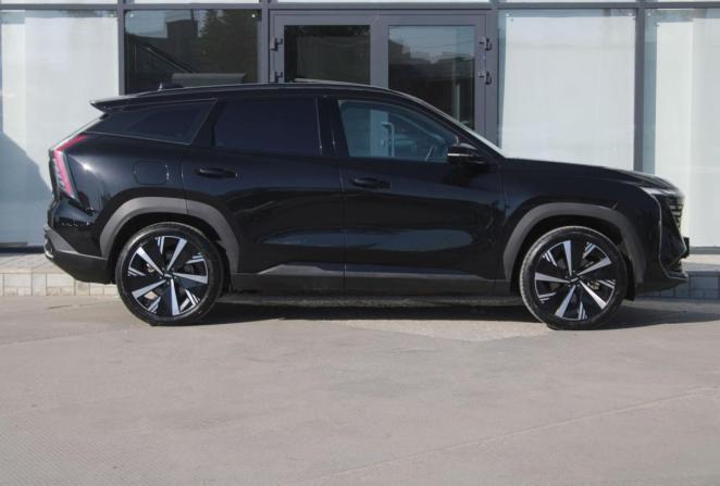 Geely Atlas II с пробегом 2024 года, цена 3 050 000 рублей, 45298 км, внедорожник, Автокод Объявления