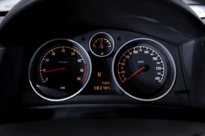 Opel Astra H Рестайлинг с пробегом 2012 года, цена 749 900 рублей, 83385 км, седан, Автокод Объявления