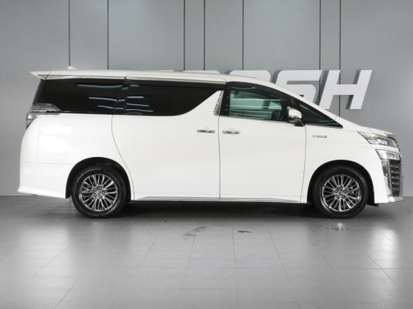 Toyota Vellfire II Рестайлинг с пробегом 2018 года, цена 5 165 000 рублей, 128486 км, минивэн, Автокод Объявления