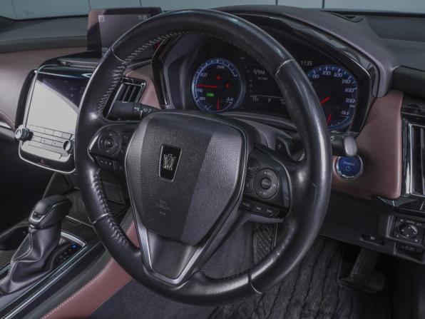 Toyota Crown XV (S220) с пробегом 2019 года, цена 3 180 000 рублей, 63224 км, седан, Автокод Объявления