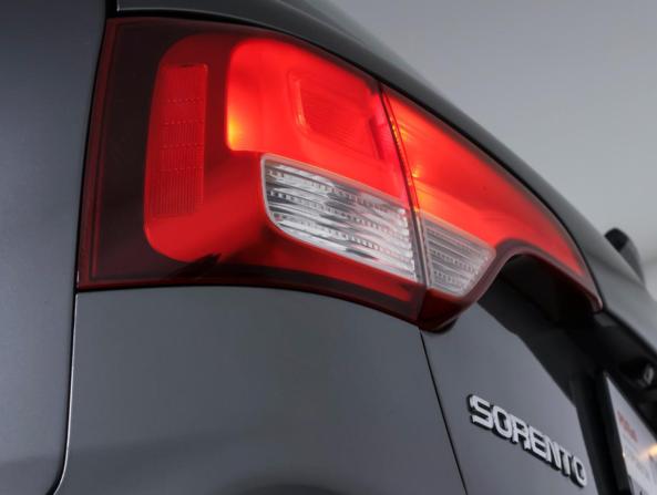 Kia Sorento II Рестайлинг с пробегом 2013 года, цена 1 655 000 рублей, 212045 км, внедорожник, Автокод Объявления