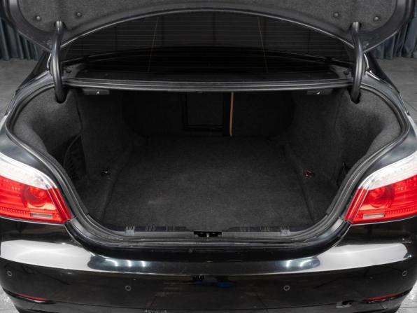 BMW 5 серии V (E60/E61) Рестайлинг с пробегом 2008 года, цена 1 389 000 рублей, 273699 км, седан, Автокод Объявления