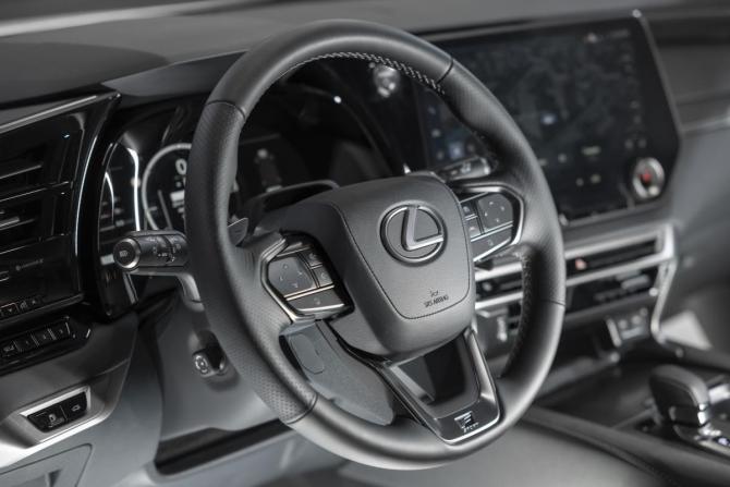 Новый Lexus RX V 2025 года, цена 16 009 700 рублей, внедорожник, Автокод Объявления