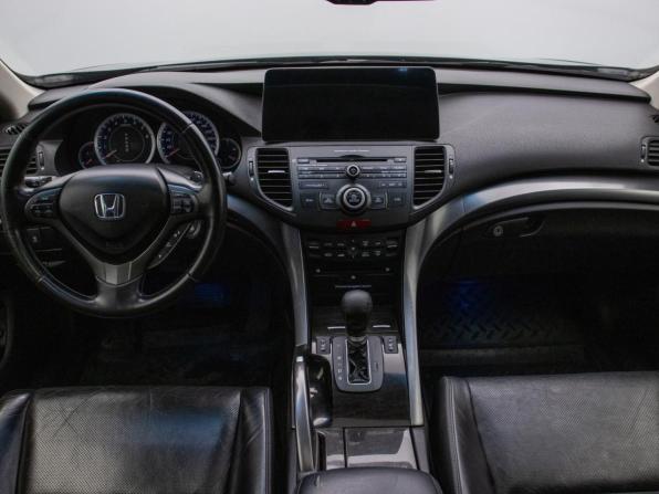Honda Accord VIII Рестайлинг с пробегом 2012 года, цена 1 445 000 рублей, 217563 км, седан, Автокод Объявления