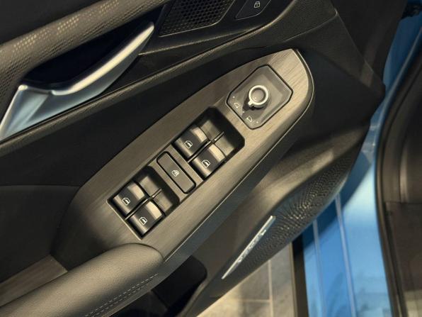 Новый Haval Jolion I Рестайлинг 2 2026 года, цена 2 424 510 рублей, внедорожник, Автокод Объявления