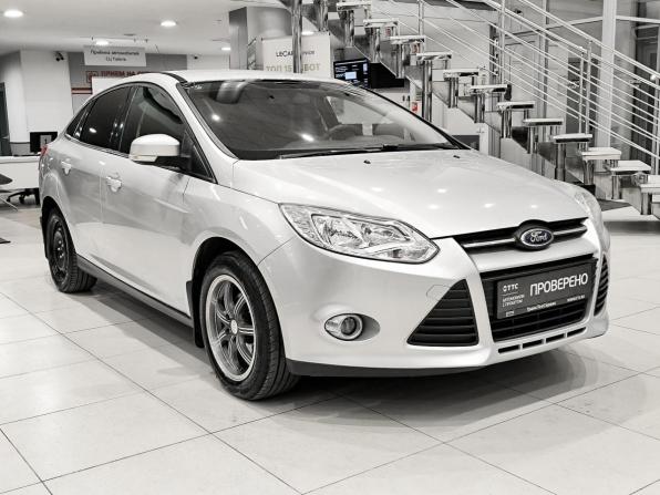 Ford Focus III с пробегом 2012 года, цена 660 000 рублей, 255901 км, седан, Автокод Объявления