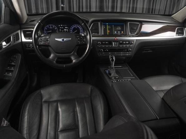 Hyundai Genesis II с пробегом 2016 года, цена 2 199 000 рублей, 195564 км, седан, Автокод Объявления