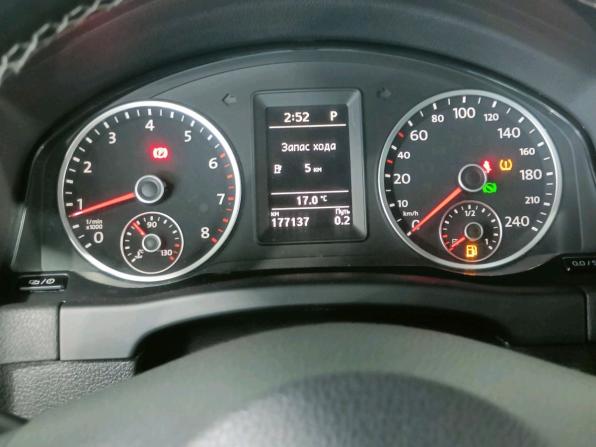 Volkswagen Tiguan I Рестайлинг с пробегом 2015 года, цена 1 388 000 рублей, 177121 км, внедорожник, Автокод Объявления