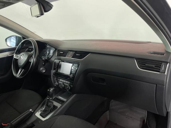 Skoda Octavia III (A7) с пробегом 2016 года, цена 1 150 000 рублей, 336934 км, лифтбек, Автокод Объявления