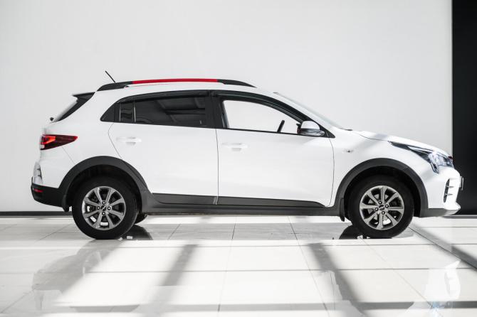 Kia Rio IV Рестайлинг с пробегом 2022 года, цена 1 850 000 рублей, 57121 км, хэтчбек, Автокод Объявления