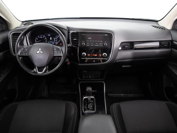 Mitsubishi Outlander III Рестайлинг 3 с пробегом 2021 года, цена 2 599 000 рублей, 91606 км, внедорожник, Автокод Объявления