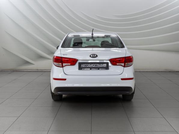 Kia Rio III Рестайлинг с пробегом 2016 года, цена 1 198 000 рублей, 83915 км, седан, Автокод Объявления