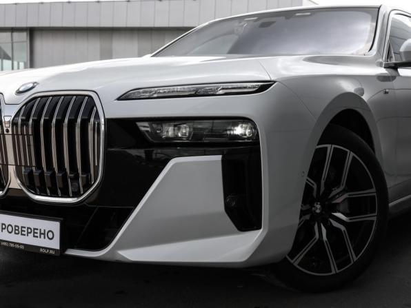 BMW 7 серии VII (G70) с пробегом 2025 года, цена 13 980 000 рублей, 18704 км, седан, Автокод Объявления