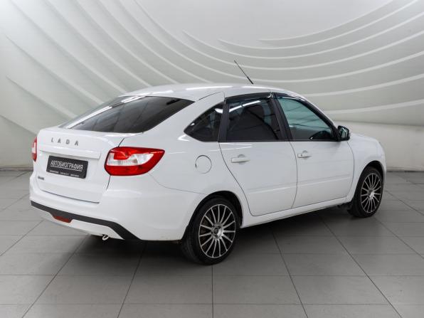 Lada (ВАЗ) Granta I Рестайлинг с пробегом 2022 года, цена 768 000 рублей, 68128 км, лифтбек, Автокод Объявления