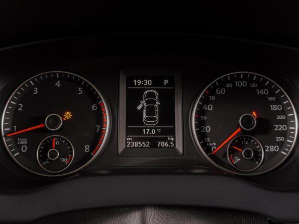 Volkswagen Jetta VI с пробегом 2013 года, цена 1 099 000 рублей, 238552 км, седан, Автокод Объявления