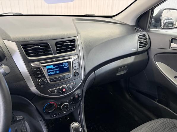 Hyundai Solaris I Рестайлинг с пробегом 2016 года, цена 1 047 000 рублей, 86826 км, хэтчбек, Автокод Объявления