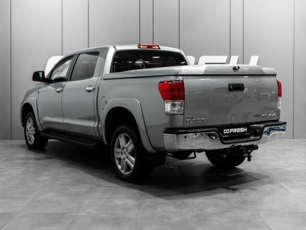 Toyota Tundra II с пробегом 2010 года, цена 3 950 000 рублей, 285688 км, offers.body_type.unknown, Автокод Объявления